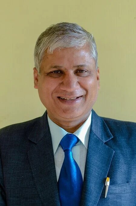 Portrait of Vaidyaratnam Dr. Rakesh Agarwal