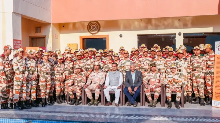 Vaidyaratnam Dr. Rakesh Agarwal &mdash; photograph 15