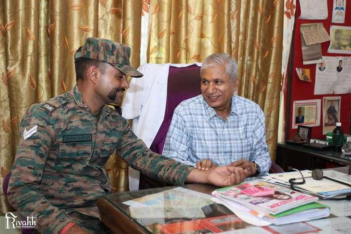 Vaidyaratnam Dr. Rakesh Agarwal &mdash; photograph 23